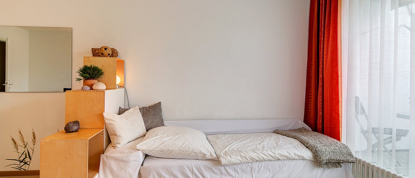 apartment München Olympiadorf 01 sleeping area 5242