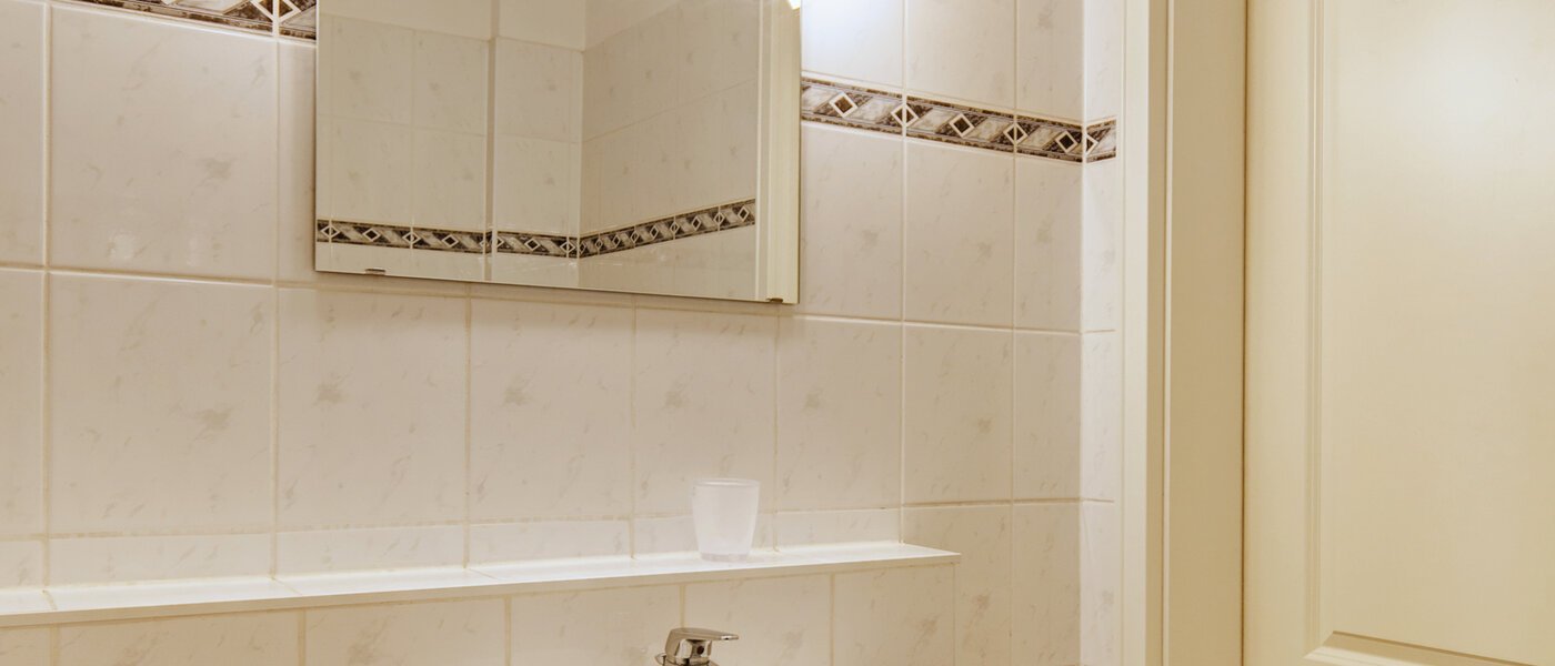 apartment München Glockenbachviertel 03 bathroom 5247