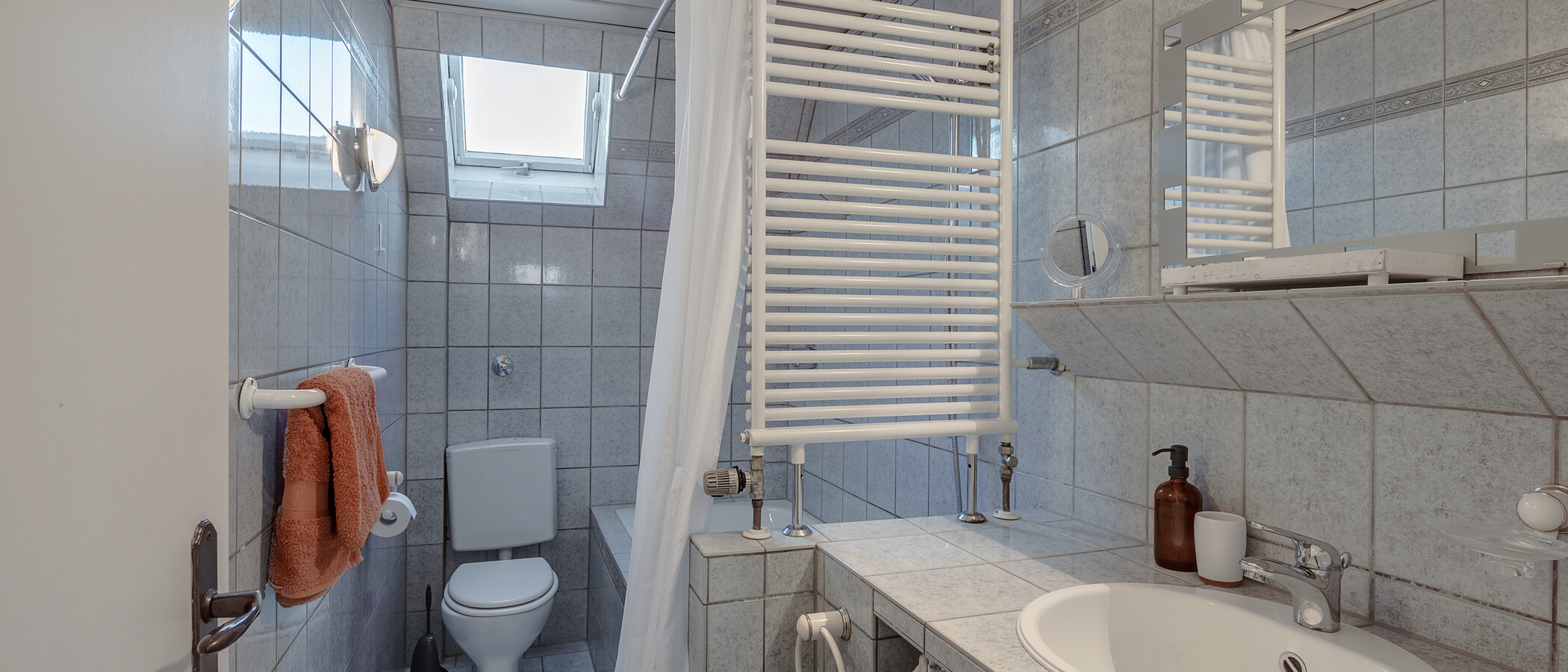 apartment München Au 01 bathroom 5249