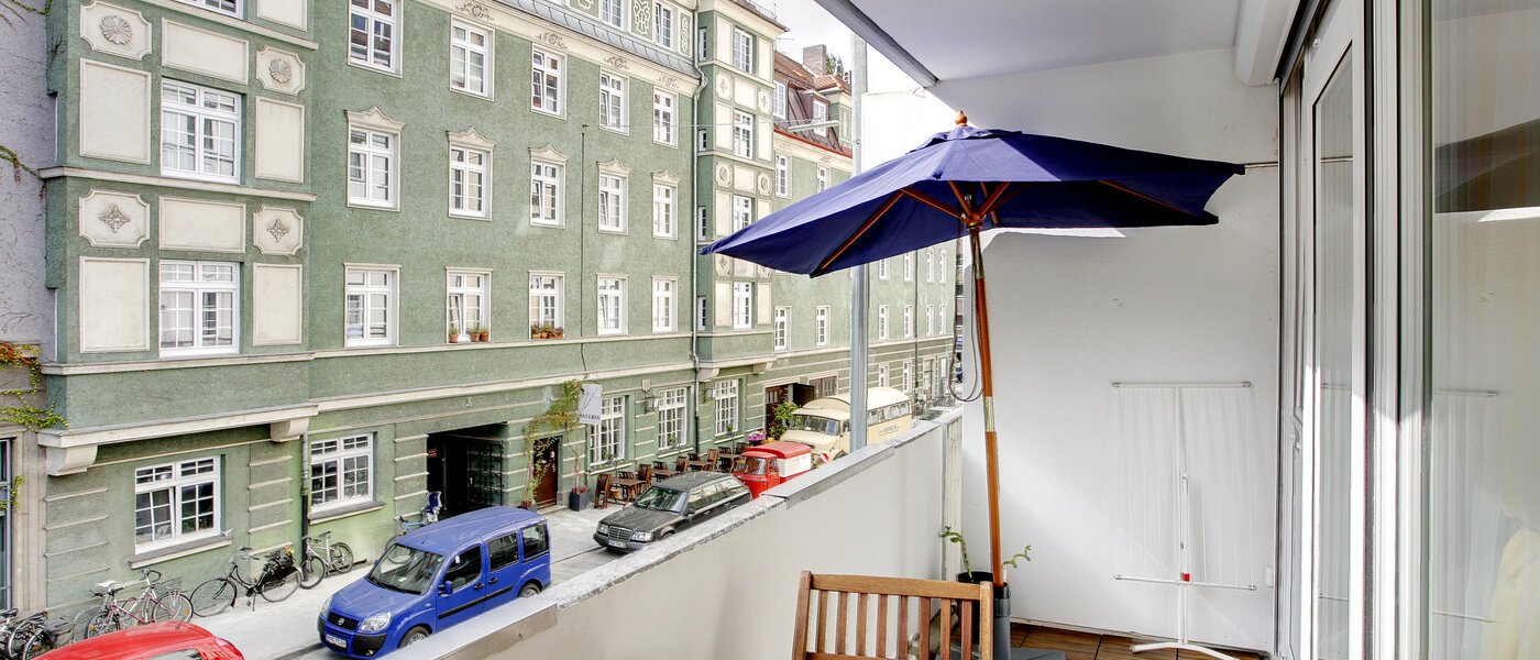 studio München Au 01 balcony 5258