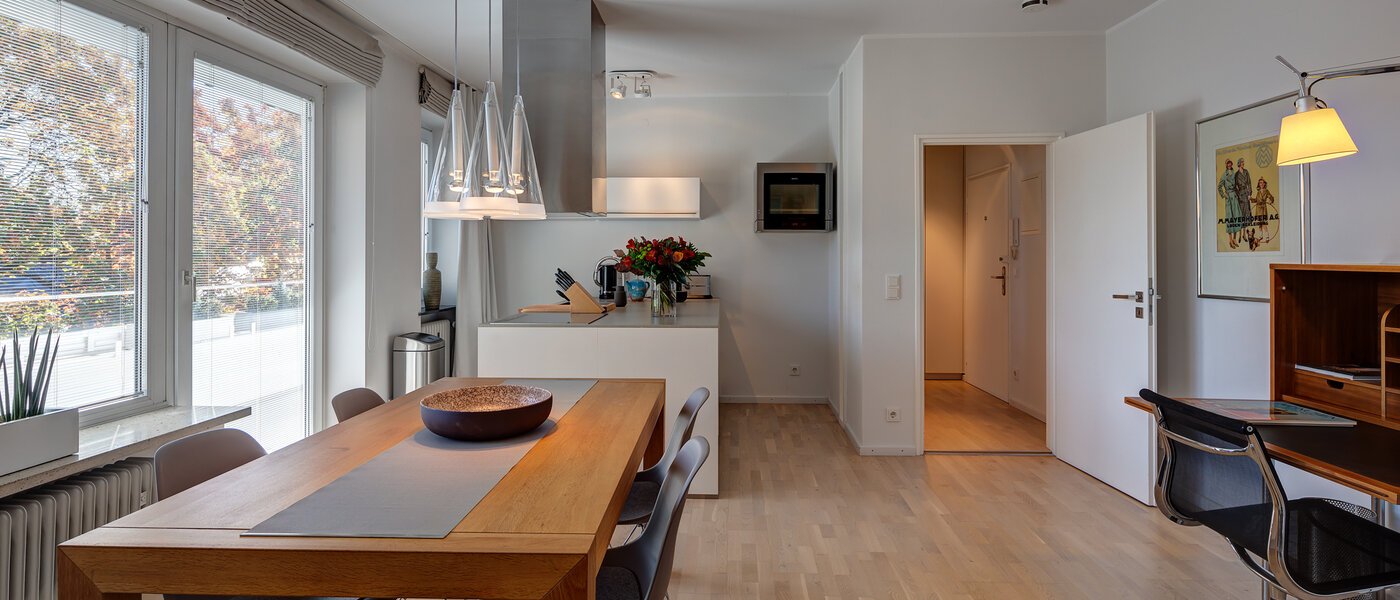 apartment München Schwabing (links der Leopoldstraße) 03 living area 5263