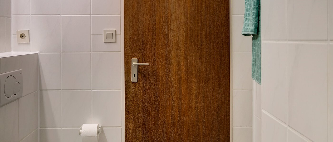 studio München Neuhausen 03 bathroom 5264