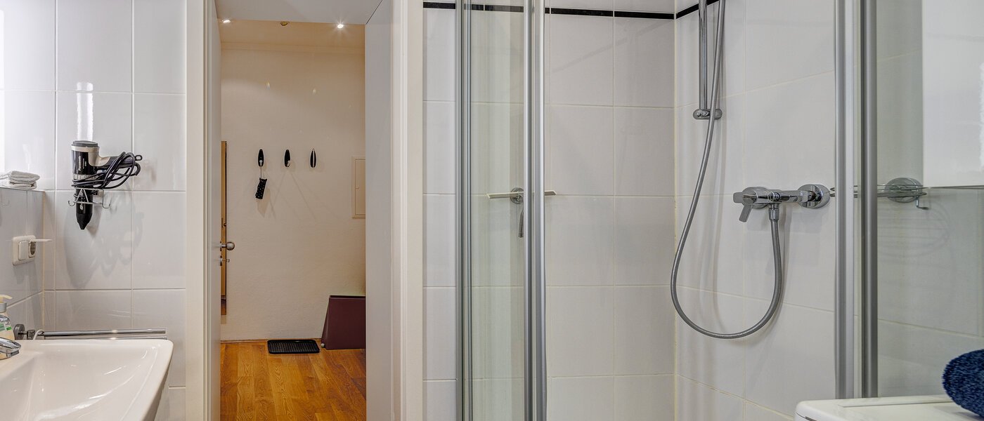 apartment München Giesing 03 bathroom 5270