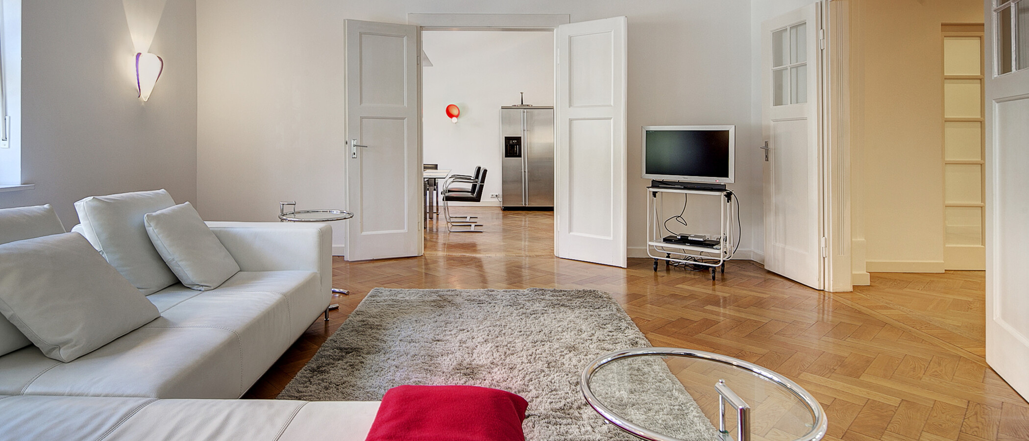 apartment München Schwabing-West (rund um den Hohenzollernplatz) 03 living room 5273