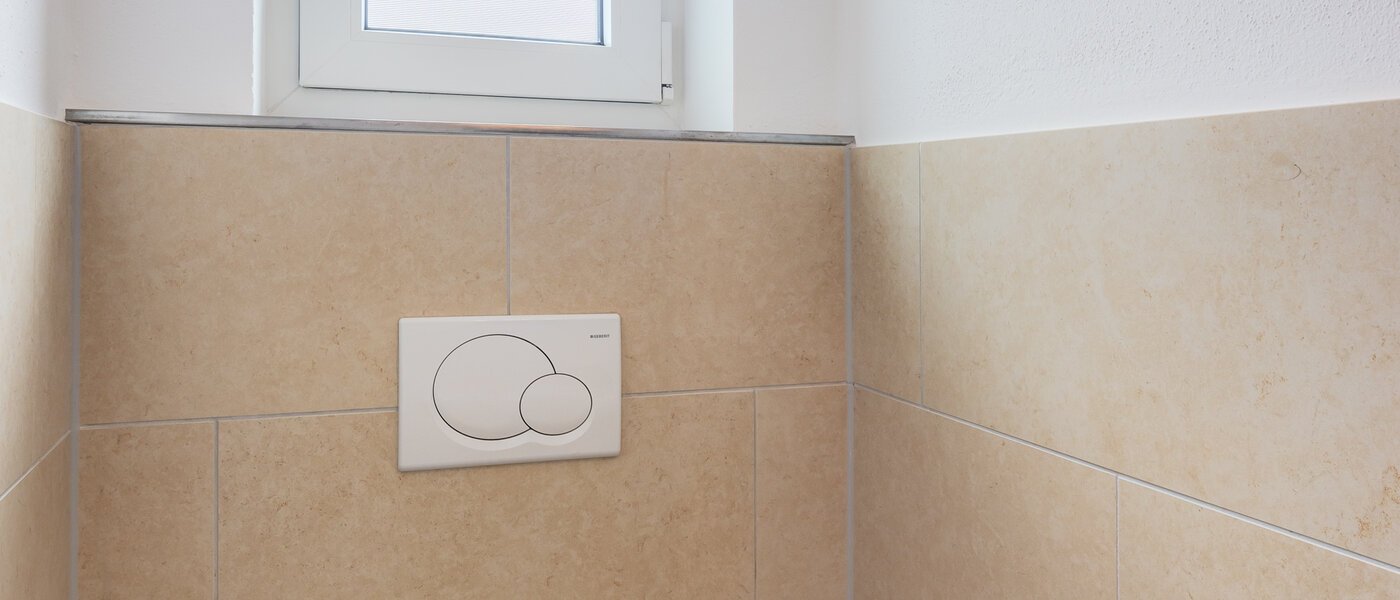 townhouse München Westpark 02 guest toilet 5296