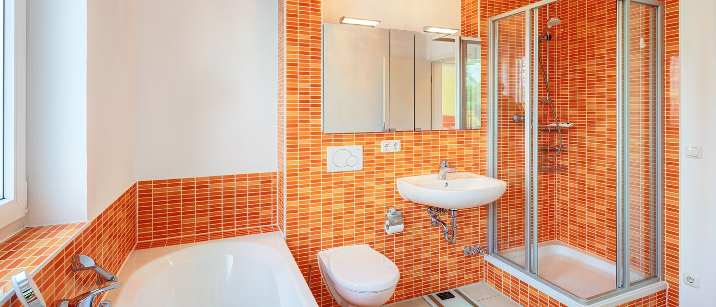 townhouse München Westpark 02 1. bathroom 5296