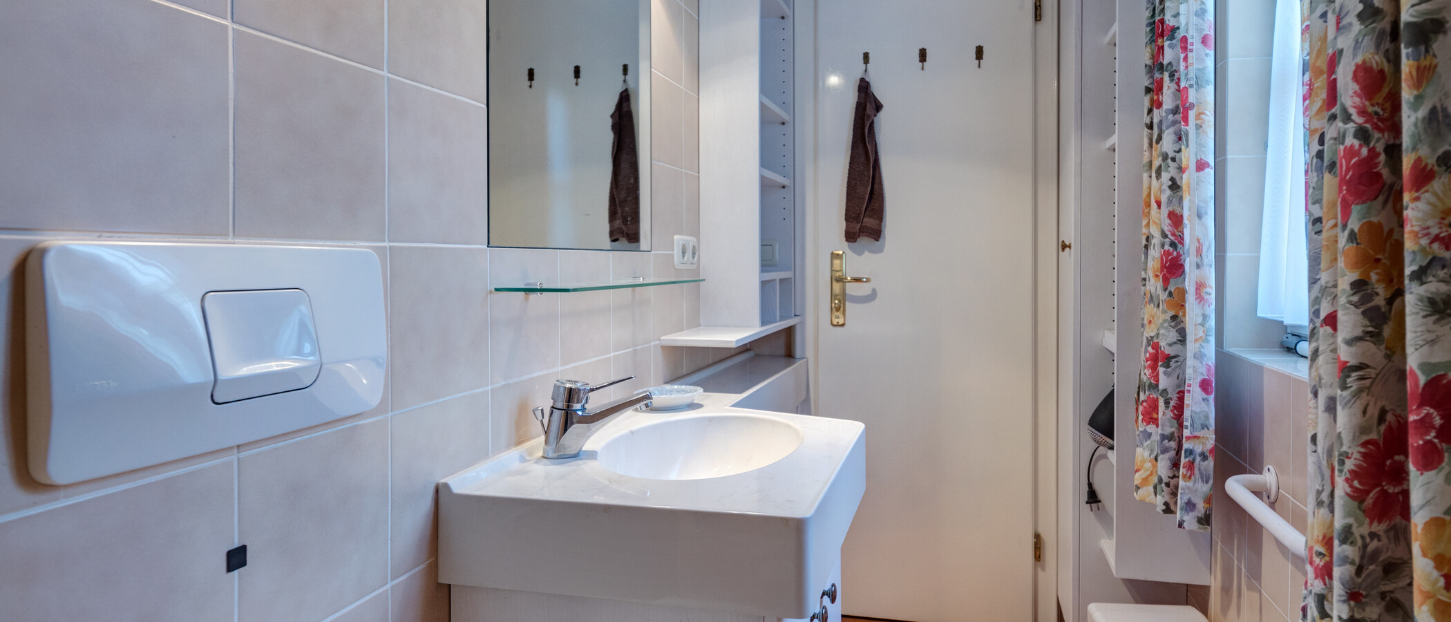 apartment Grünwald 03 bathroom 5318