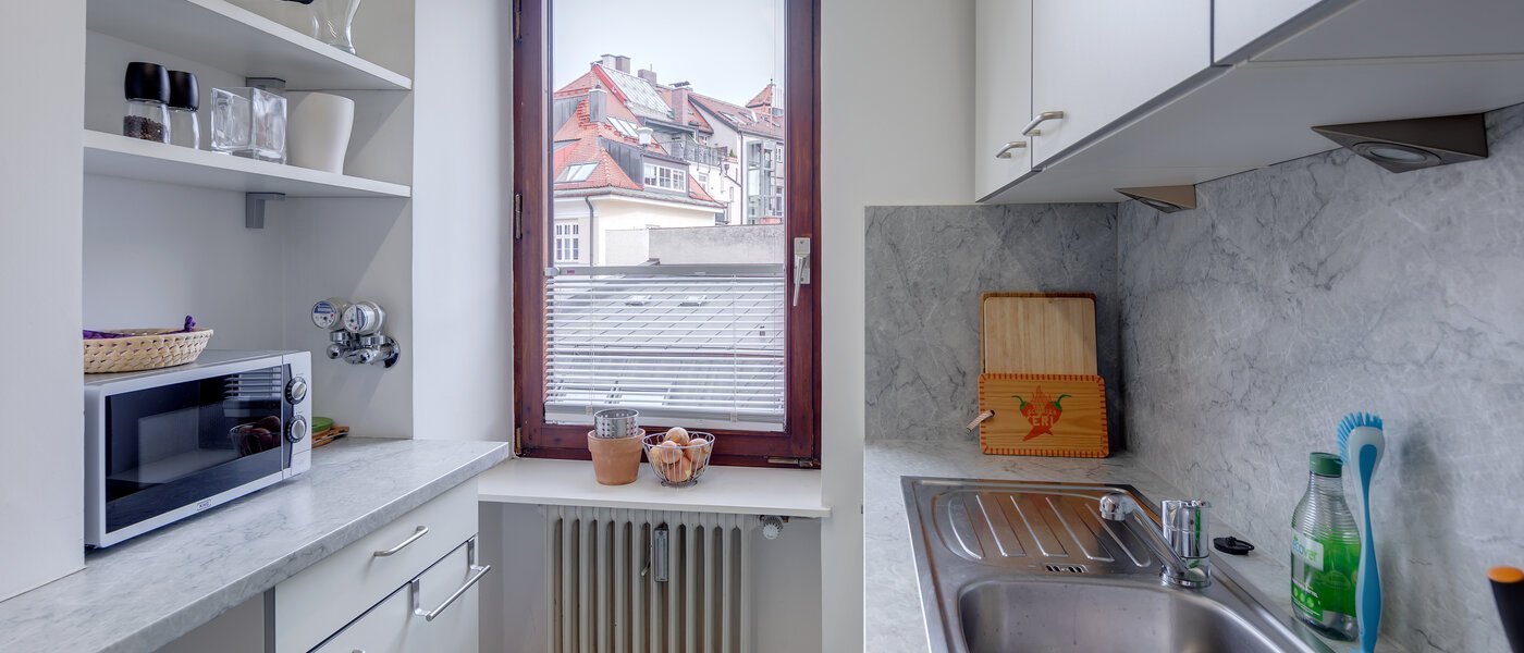 apartment München Schwabing (rechts der Leopoldstraße) 02 kitchen 5344