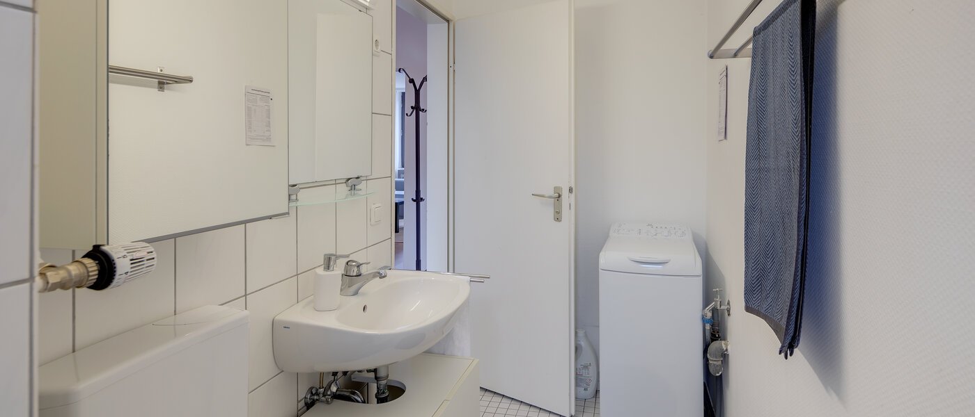 apartment München Schwabing (rechts der Leopoldstraße) 02 bathroom 5344