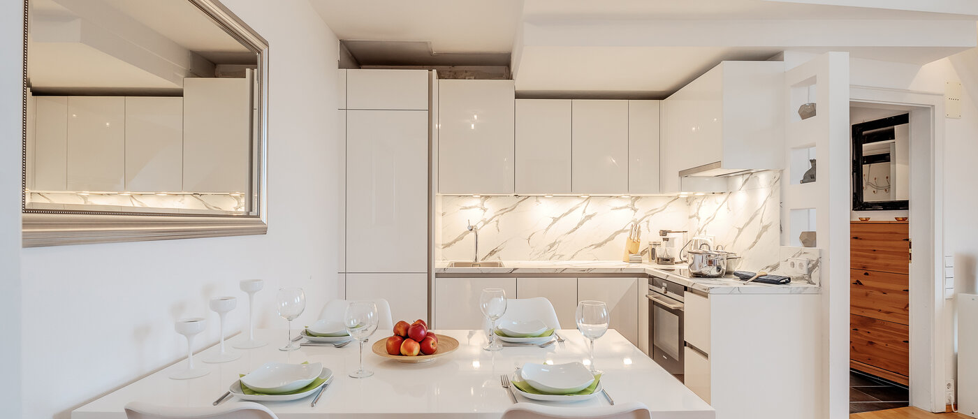 gallery apartment  München Westend 02 kitchen 5354