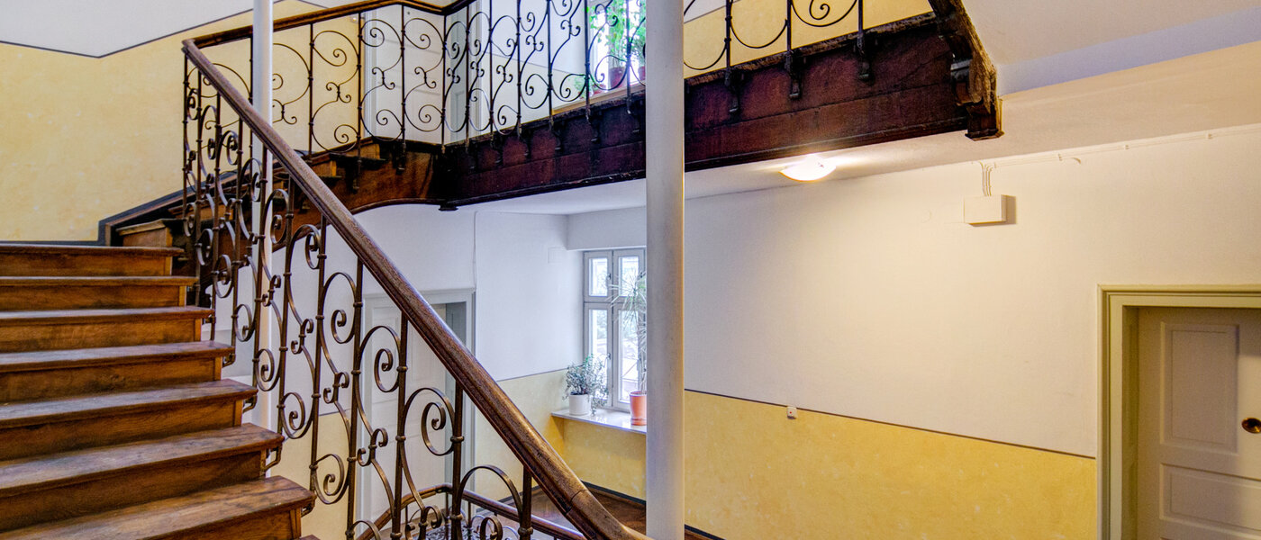 gallery apartment  München Westend 01 staircase 5354