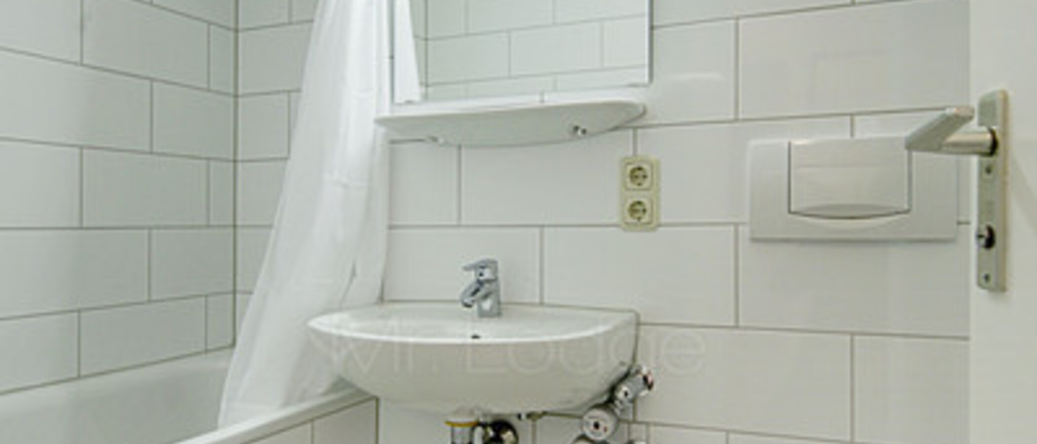apartment München Schwabing (rechts der Leopoldstraße) 01 bathroom 5388