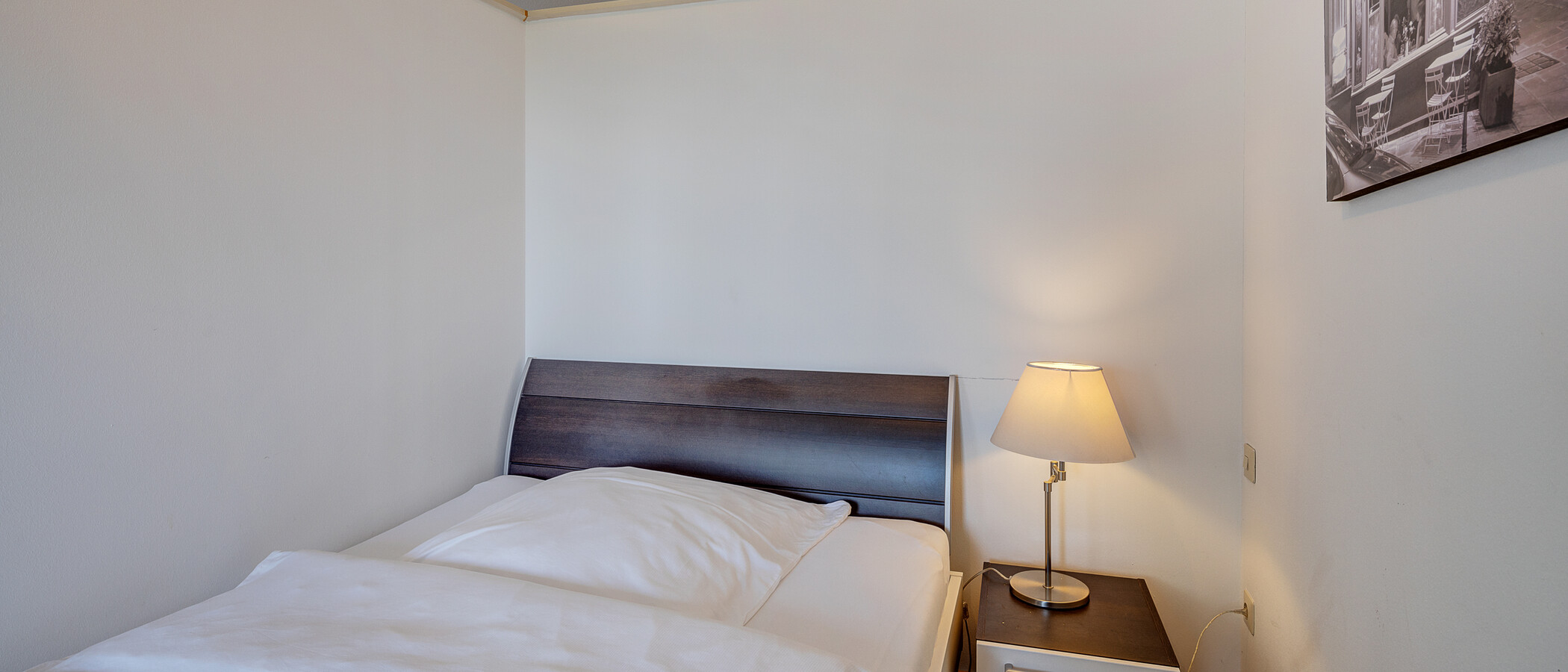 apartment München Schwabing (rechts der Leopoldstraße) 01 sleeping area 5389