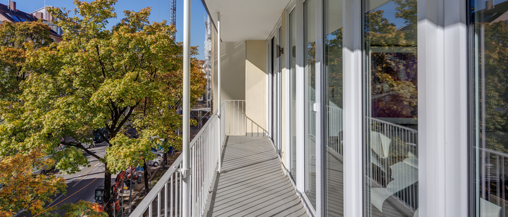 apartment München Schwabing (links der Leopoldstraße) 02 balcony 5407
