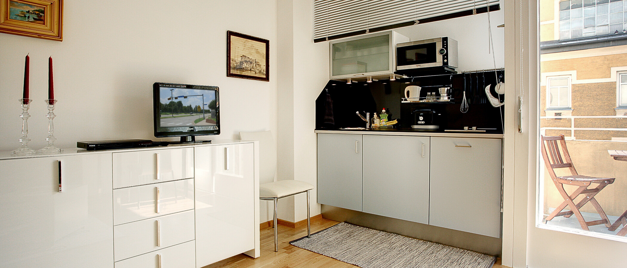 studio München Schwabing 05 living room 5442
