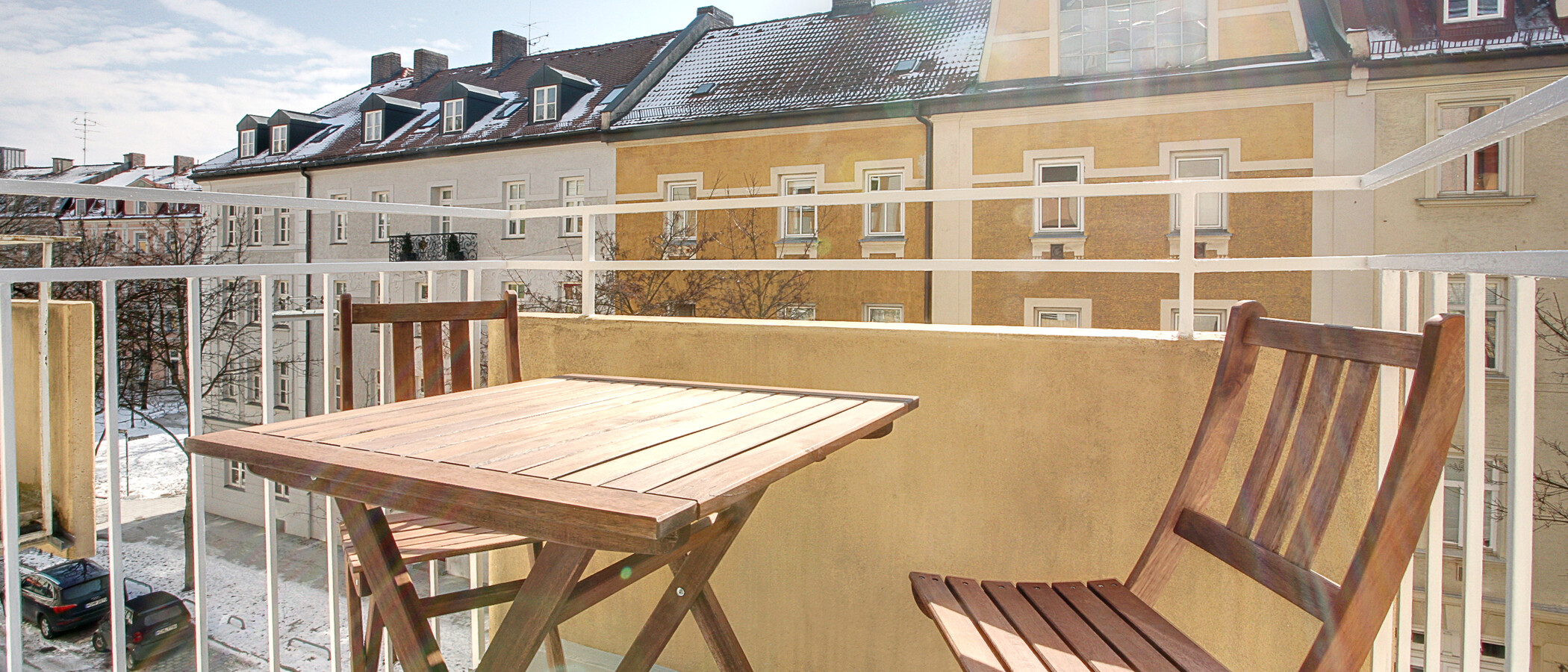 studio München Schwabing 01 balcony 5442