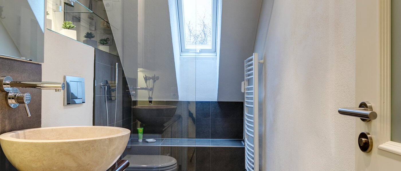 gallery apartment  München Englschalking 01 bathroom 5515