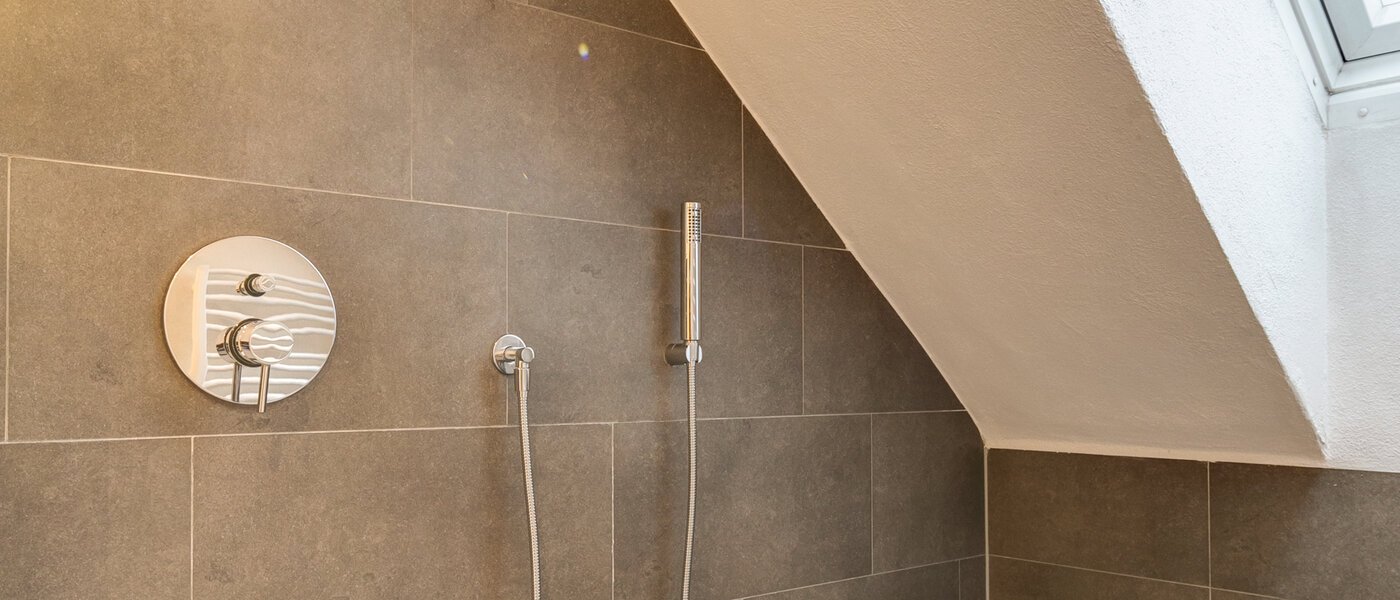 gallery apartment  München Englschalking 03 bathroom 5515