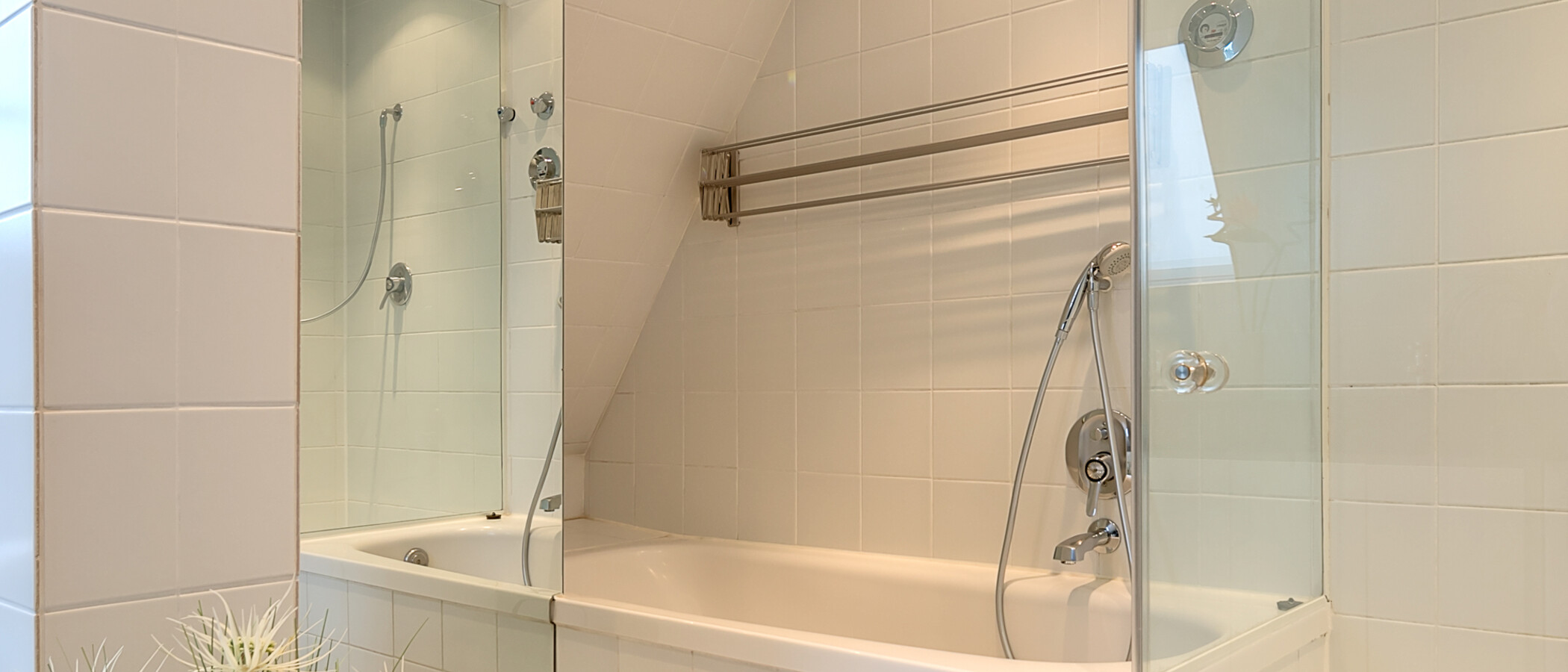 roof terrace apartment München Isarvorstadt 02 bathroom 5524