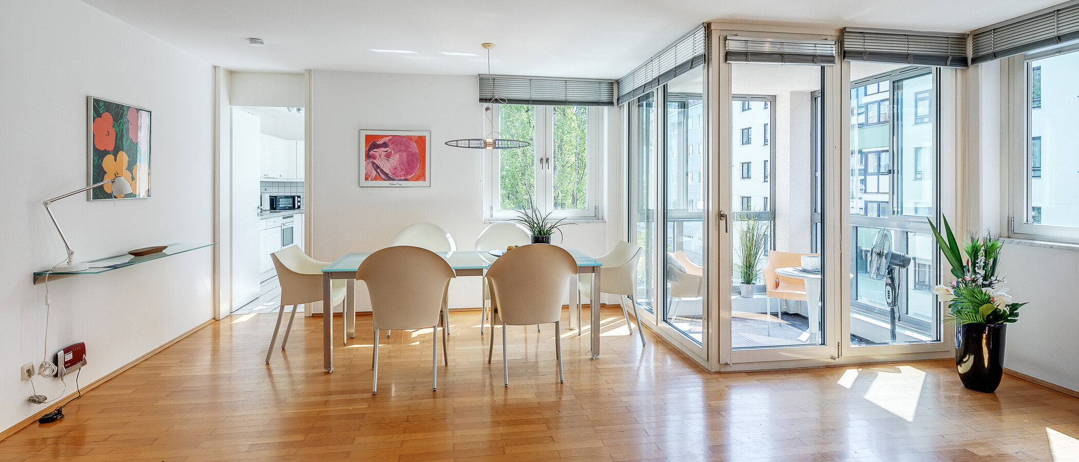 apartment München Haidhausen 04 living area 554