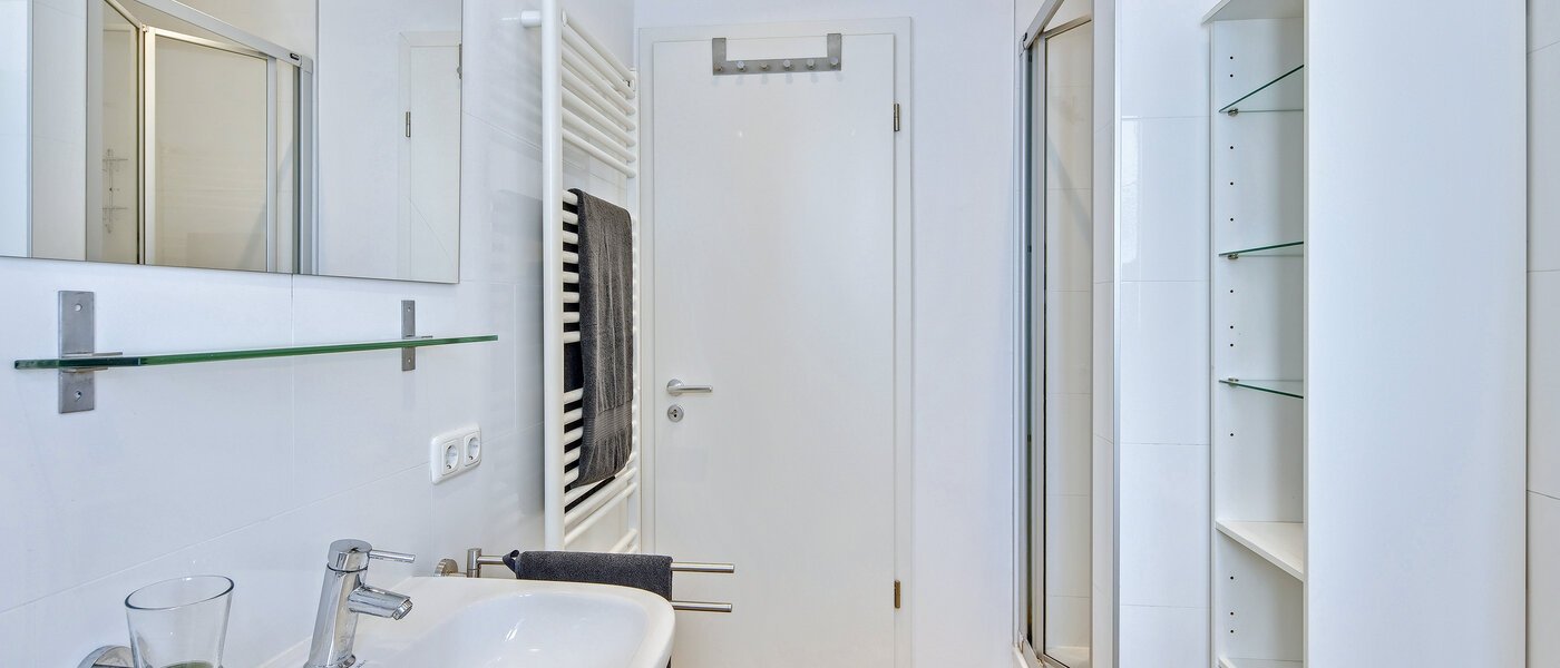 apartment München Schwabing 02 bathroom 5558