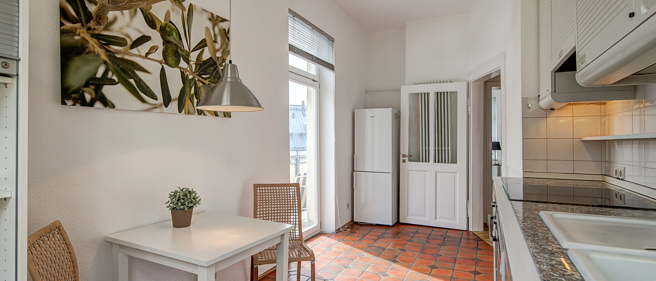 apartment München Schwabing (links der Leopoldstraße) 02 kitchen 556