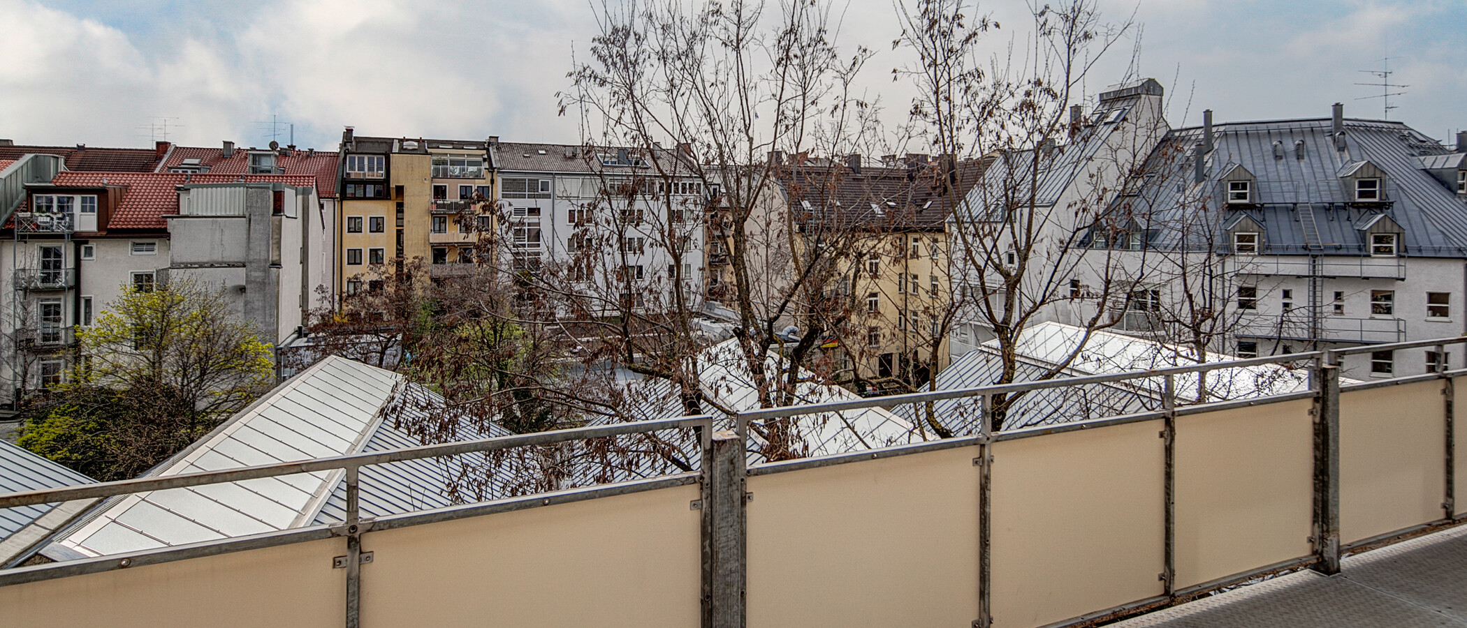 apartment München Schwabing (links der Leopoldstraße) 01 terrace 556