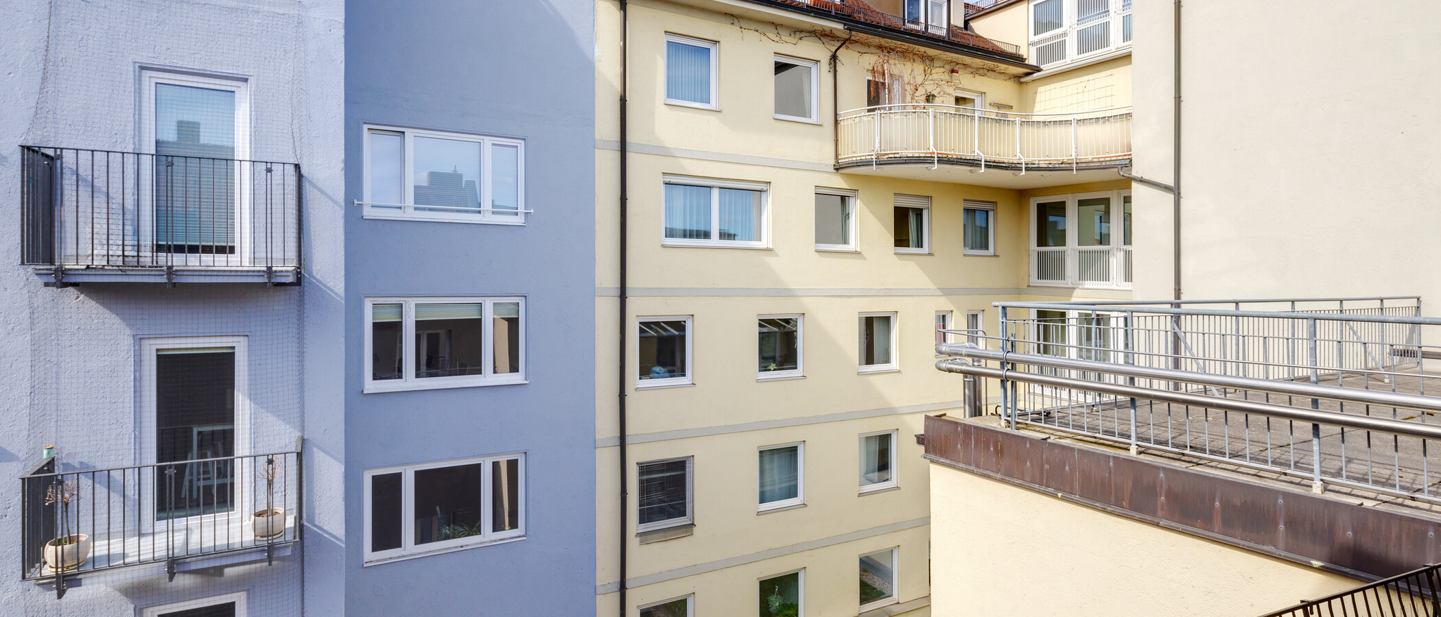 attic apartment München Schwabing 03 view 5576