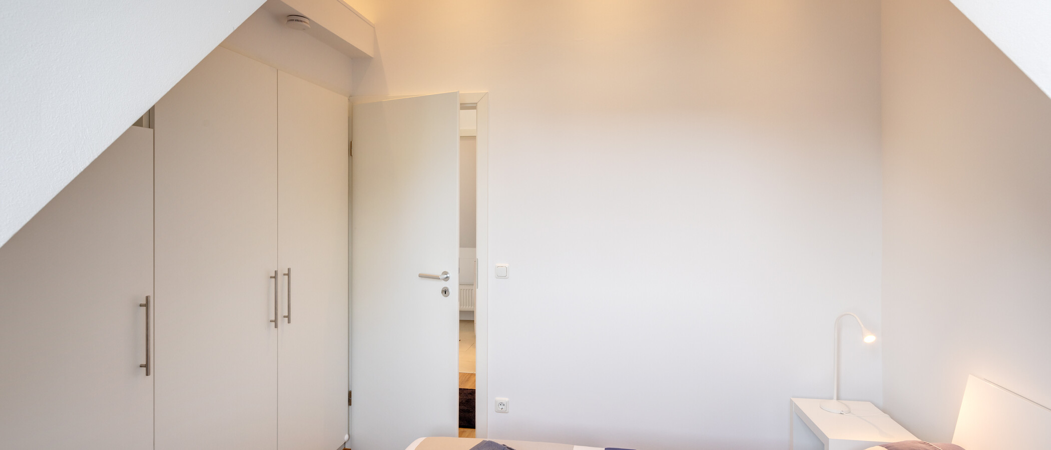 attic apartment München Schwabing 03 bedroom 5576