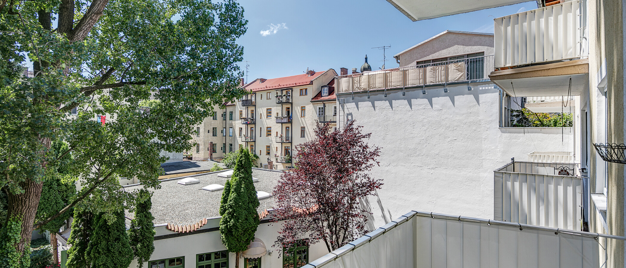 apartment München Gärtnerplatzviertel 02 balcony 5581