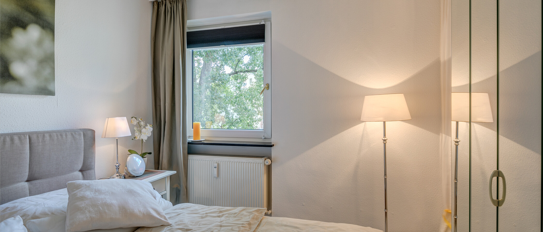 apartment München Gärtnerplatzviertel 02 sleeping area 5581