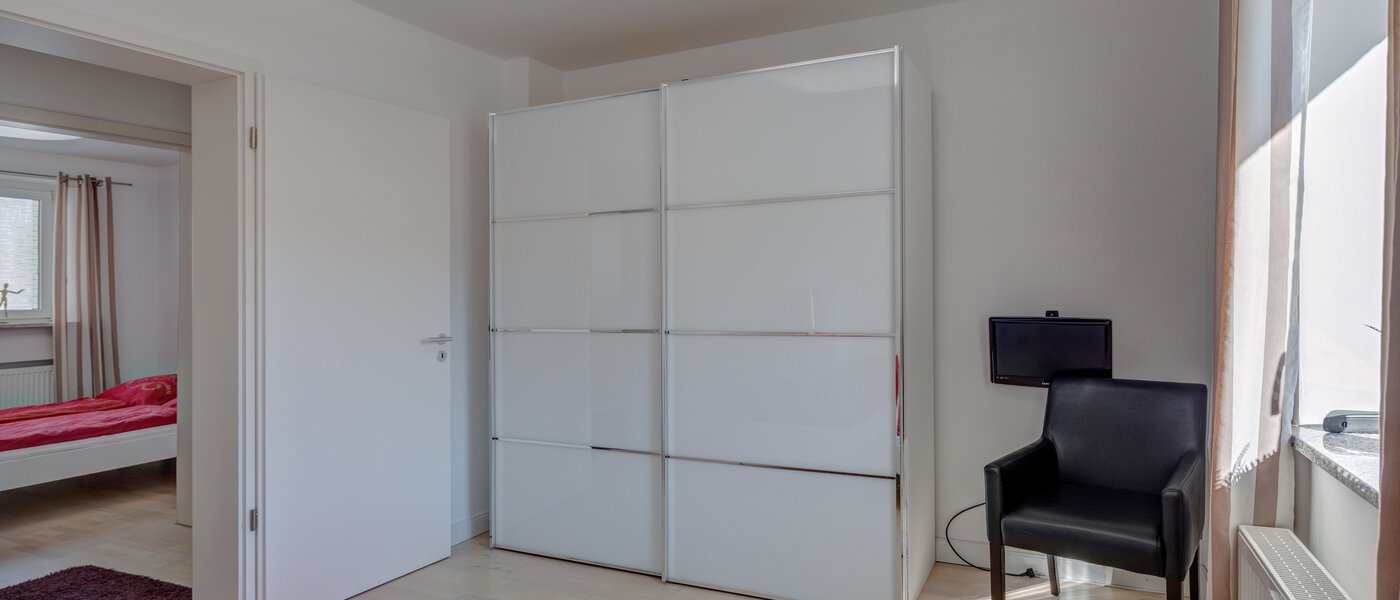 apartment München Schwabing 02 2. bedroom 5590