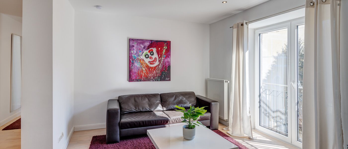 apartment München Schwabing 02 living area 5590