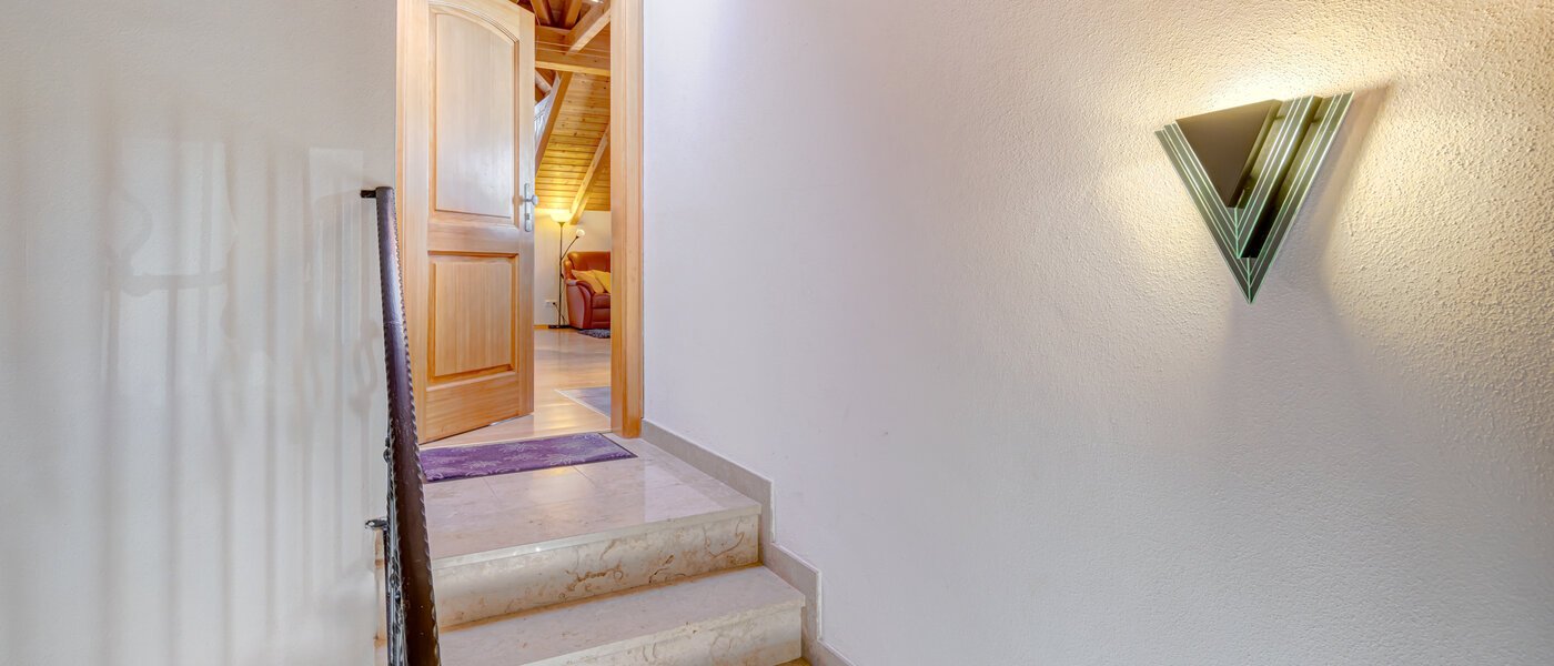 attic apartment München Am Hart 01 hall 5630