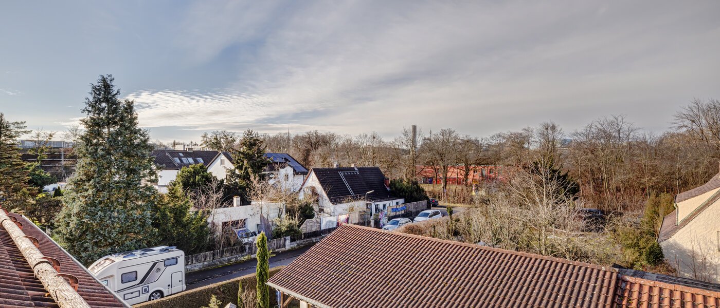 attic apartment München Am Hart 01 view 5630