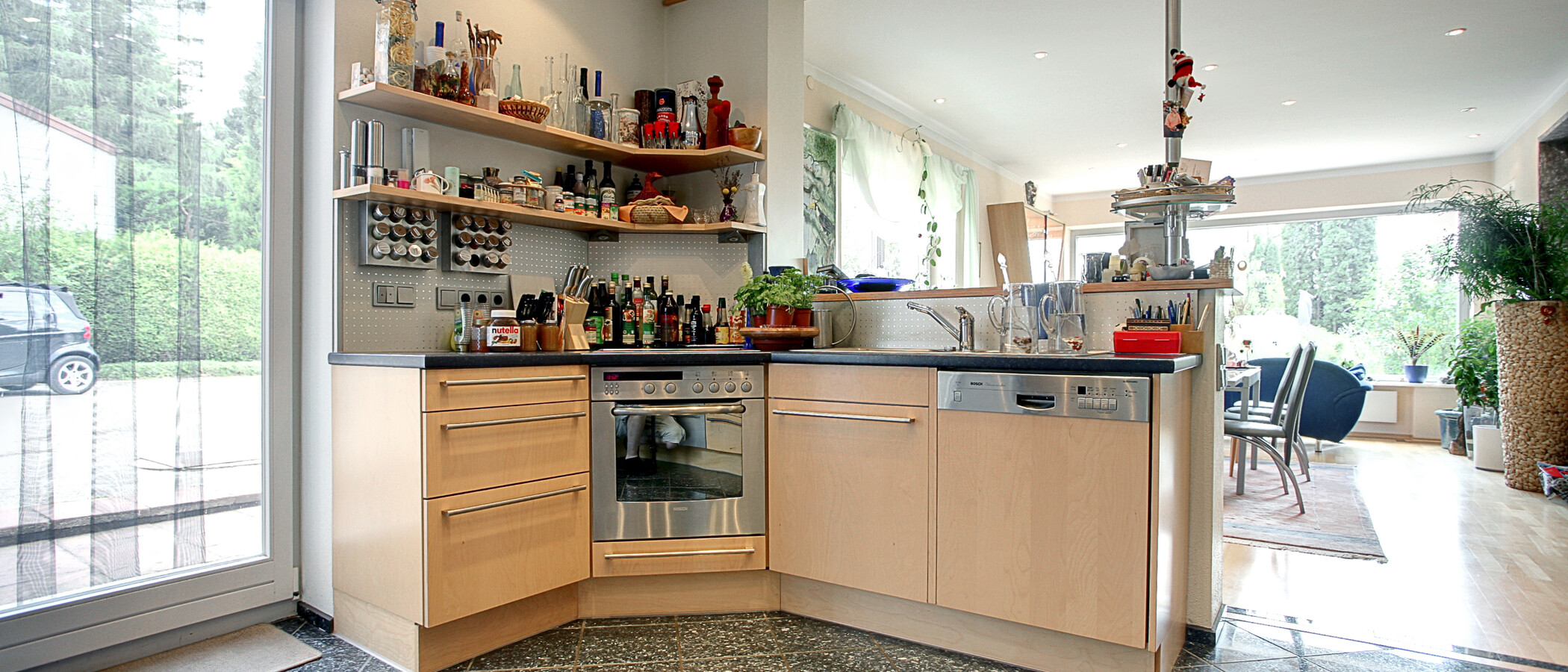 apartment with garden 	 Baierbrunn 01 kitchen 5633