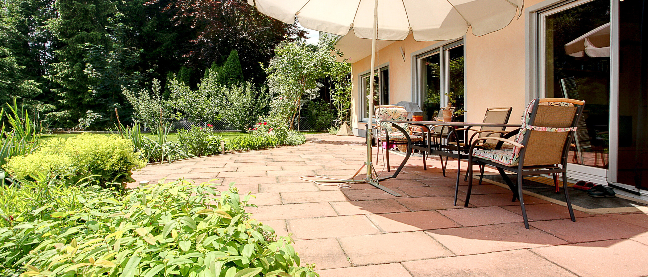 apartment with garden 	 Baierbrunn 01 terrace 5633
