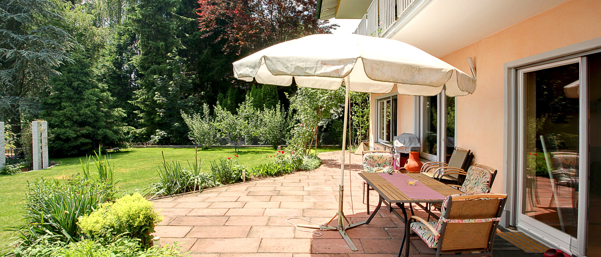 apartment with garden 	 Baierbrunn 02 terrace 5633