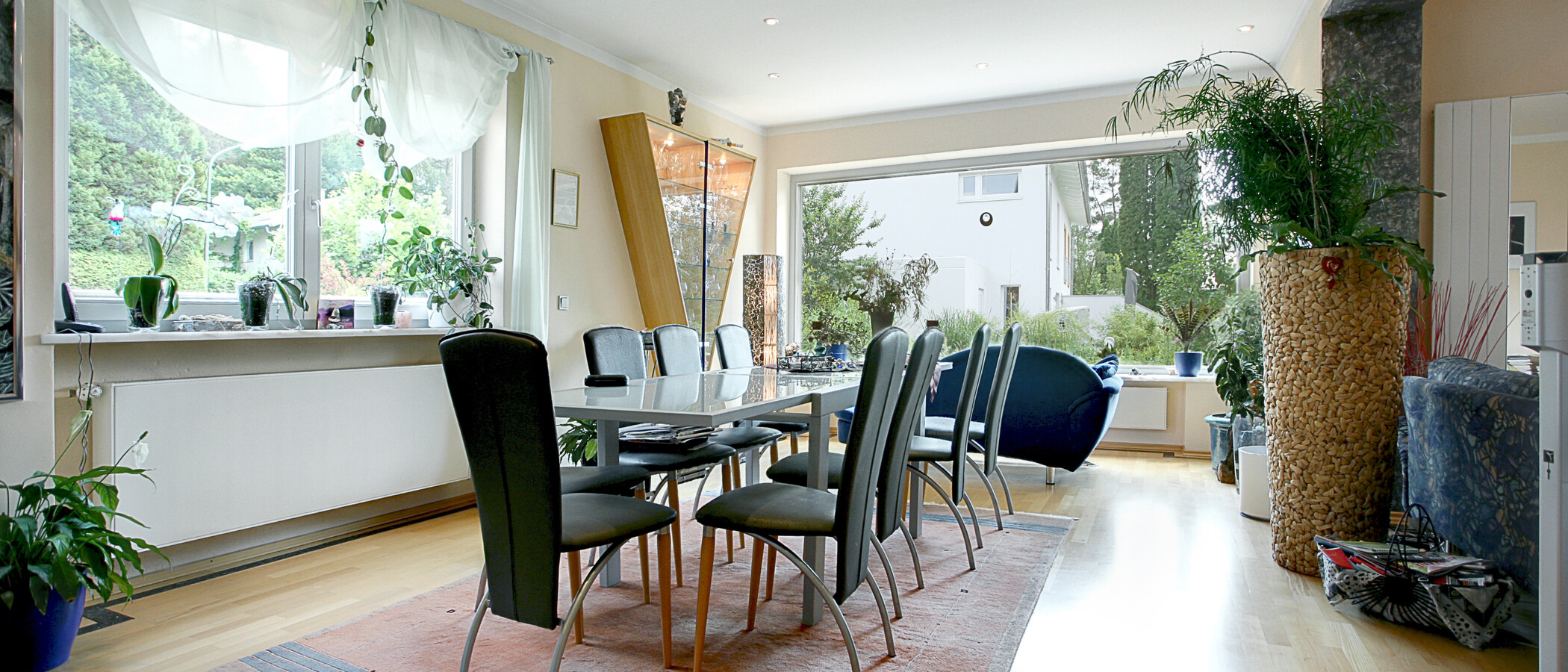 apartment with garden 	 Baierbrunn 01 dining area 5633