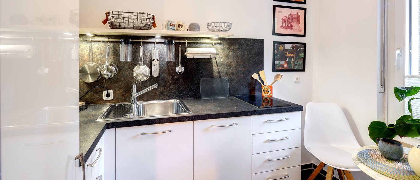 apartment München Schwabing-Nord (zw. Belgrad- & Leopoldstraße) 02 kitchen 565