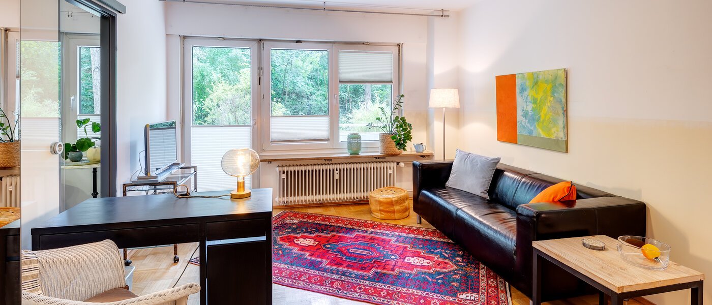 apartment München Schwabing-Nord (zw. Belgrad- & Leopoldstraße) 01 living area 565