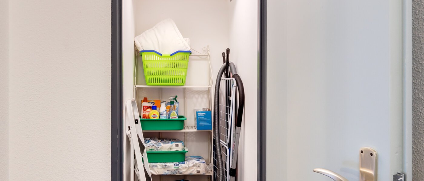 apartment München Schwabing-Nord (zw. Belgrad- & Leopoldstraße) 01 storage room 565