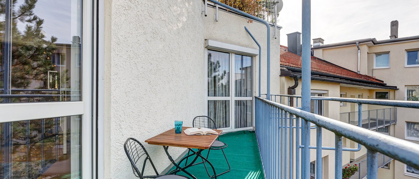 apartment München Schwabing-West 03 balcony 5654