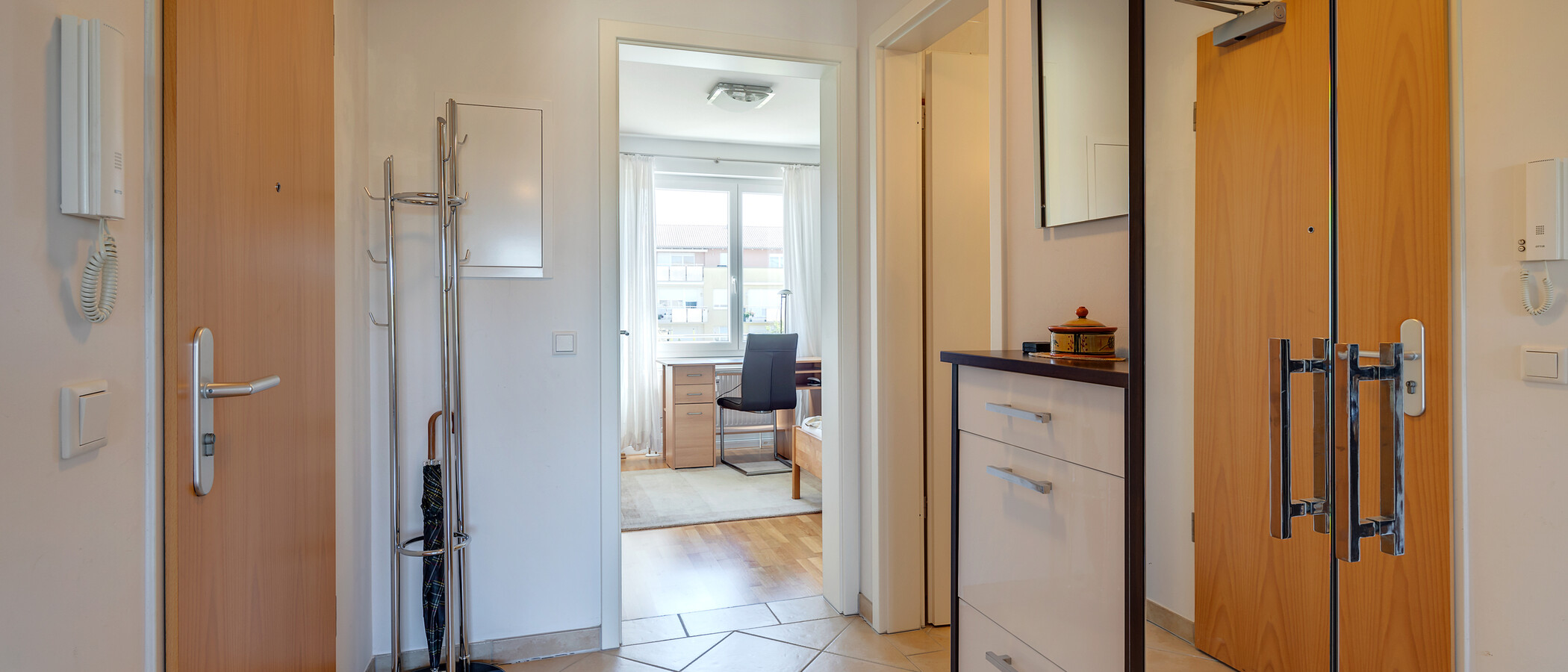 apartment Unterhaching 02 hall 5656