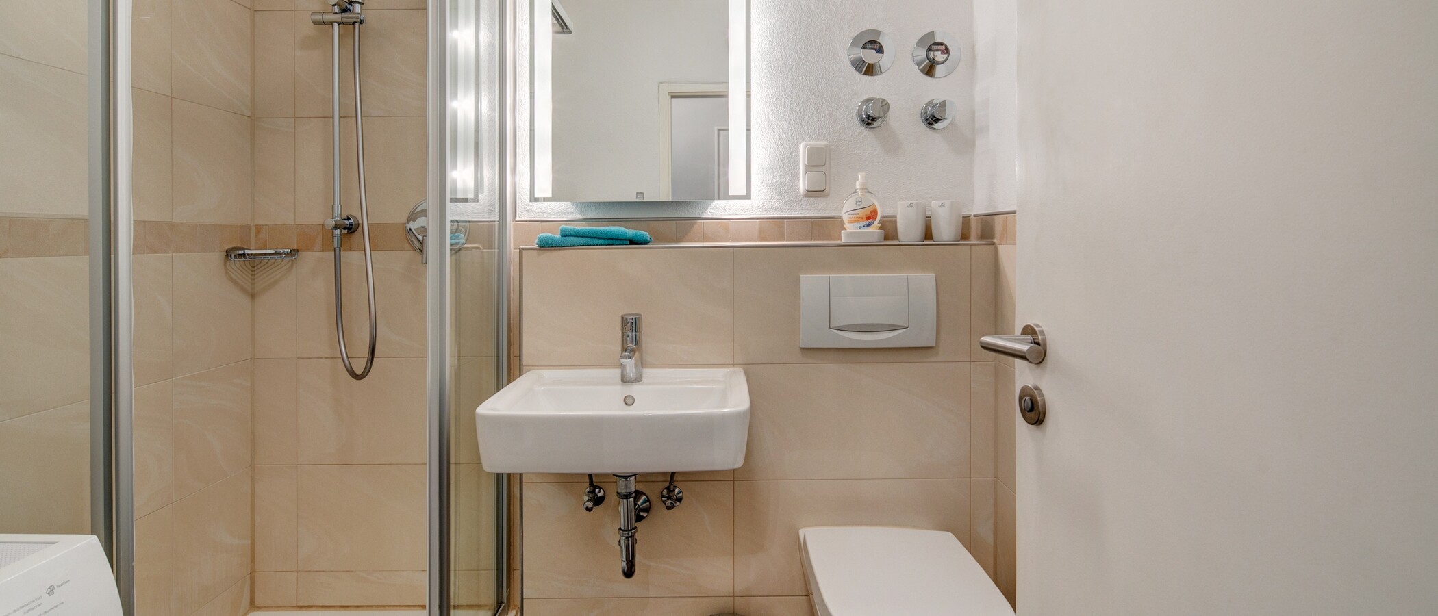 apartment München Giesing 01 bathroom 5677