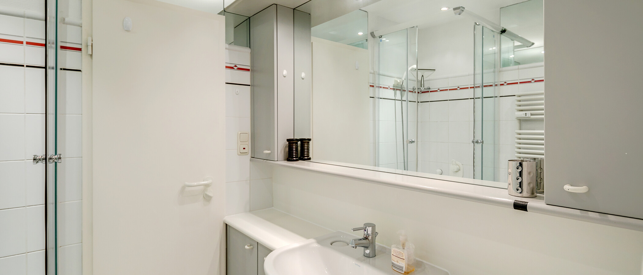 apartment München Nymphenburg-Gern 02 bathroom 5680