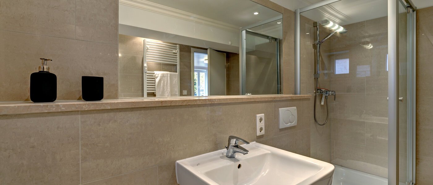 apartment München Haidhausen 01 bathroom 5712