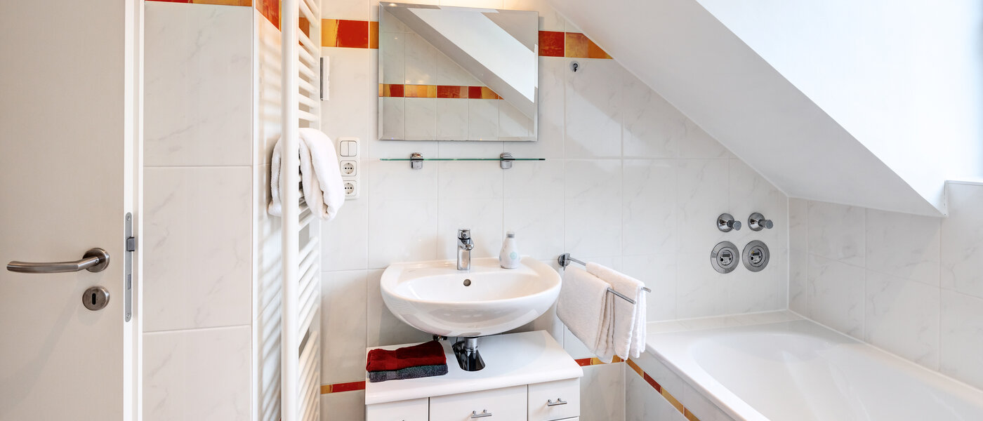 apartment München Harlaching 02 bathroom 5766