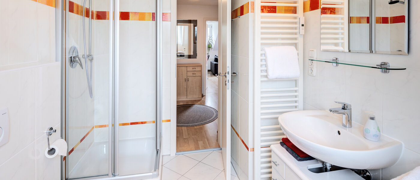 apartment München Harlaching 03 bathroom 5766