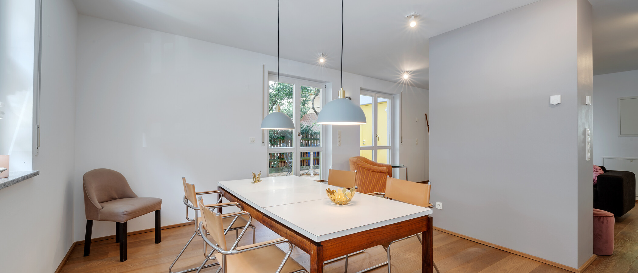 apartment München Haidhausen 02 dining area 5785